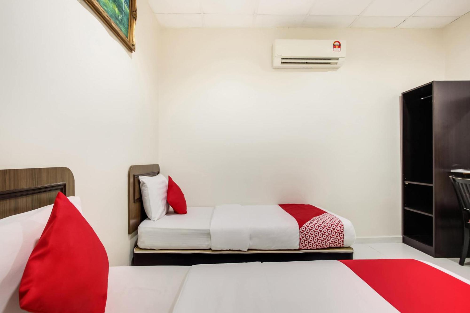 Super Oyo 89427 Kavanas Hotel טאיפינג מראה חיצוני תמונה
