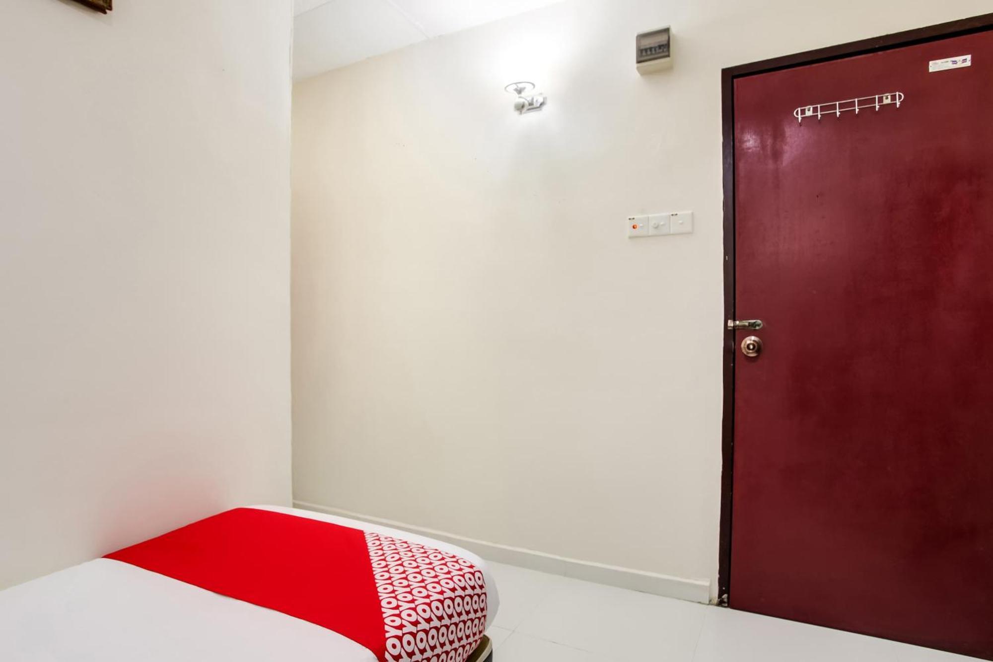 Super Oyo 89427 Kavanas Hotel טאיפינג מראה חיצוני תמונה