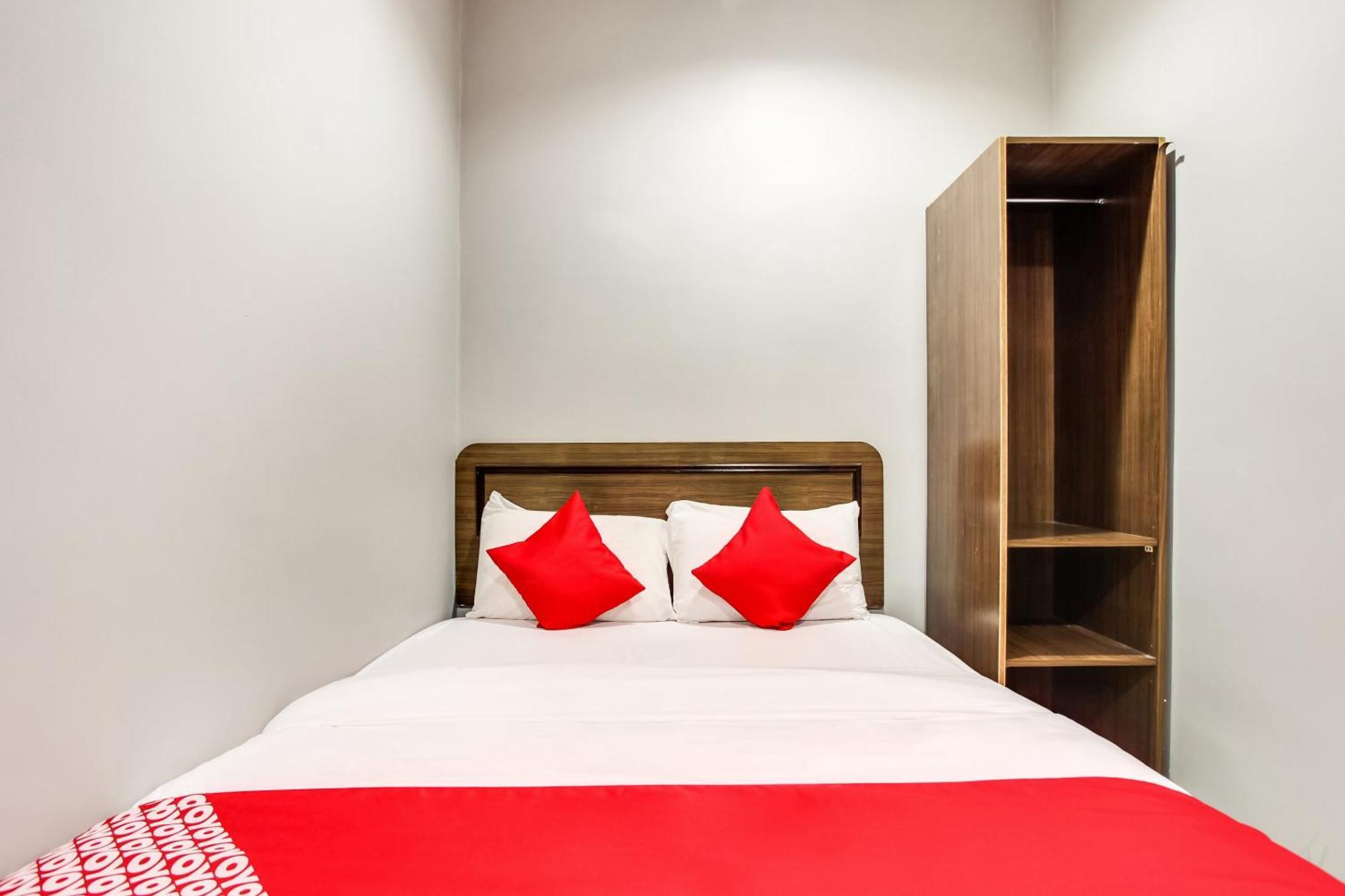 Super Oyo 89427 Kavanas Hotel טאיפינג מראה חיצוני תמונה