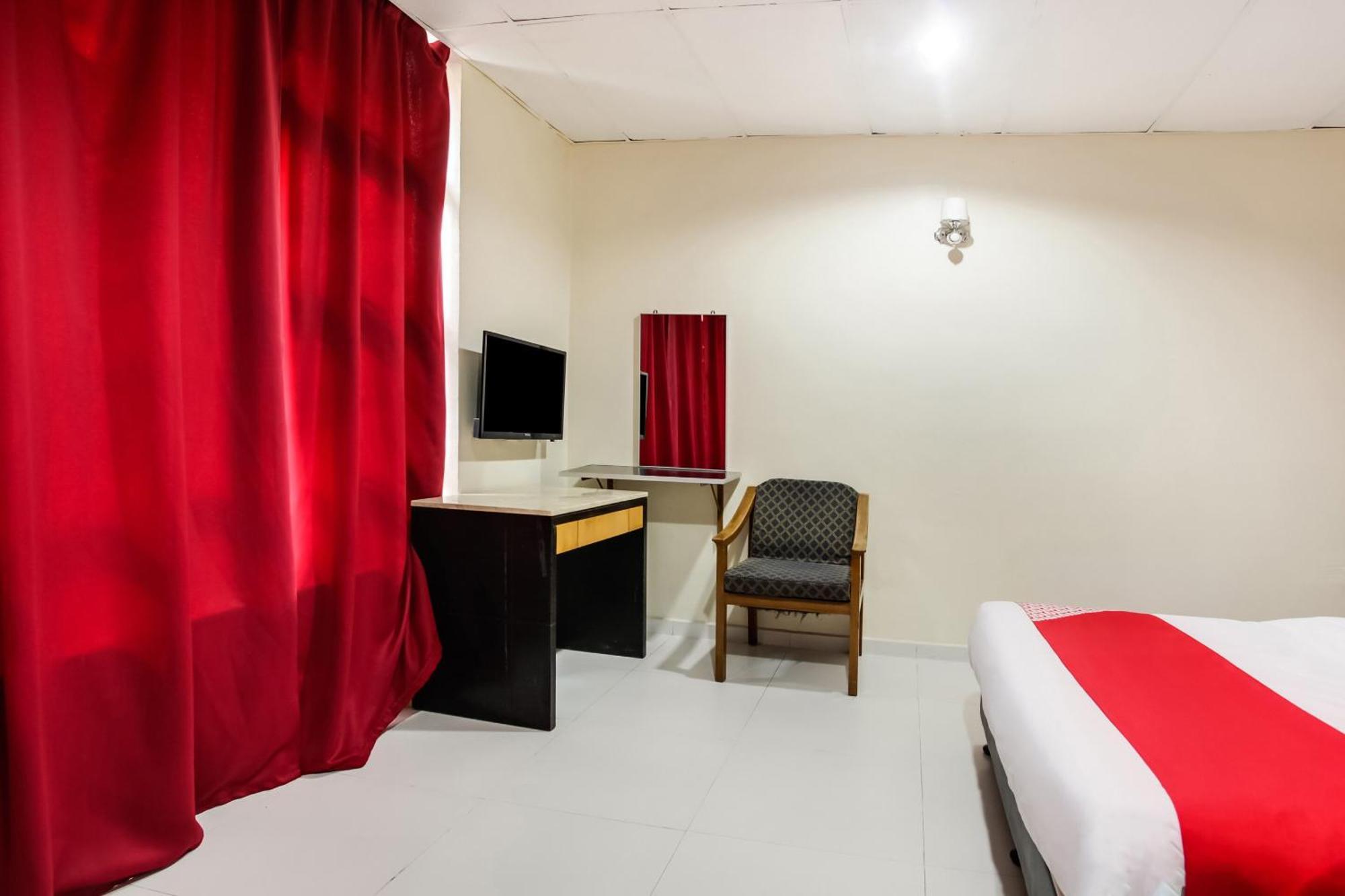 Super Oyo 89427 Kavanas Hotel טאיפינג מראה חיצוני תמונה