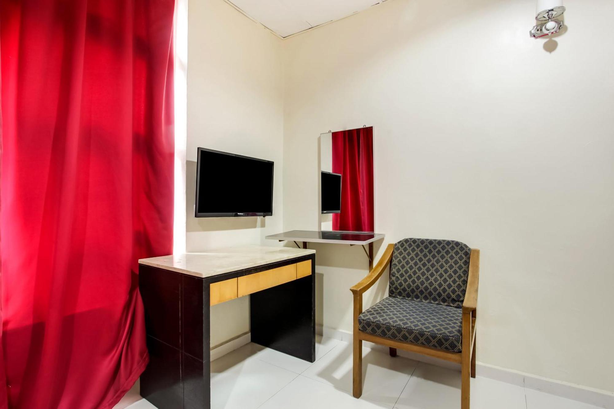 Super Oyo 89427 Kavanas Hotel טאיפינג מראה חיצוני תמונה