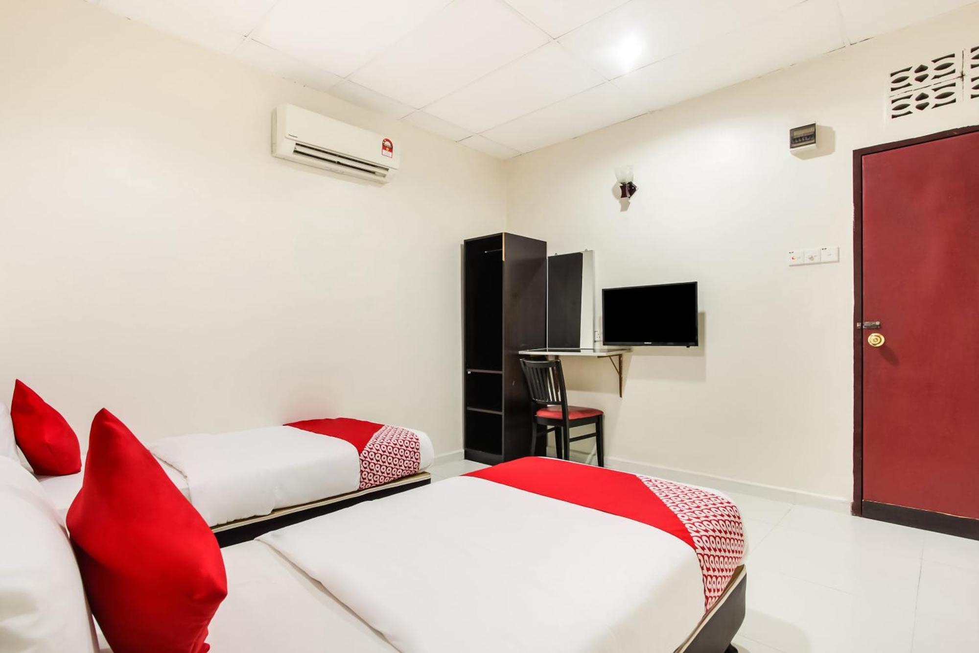 Super Oyo 89427 Kavanas Hotel טאיפינג מראה חיצוני תמונה