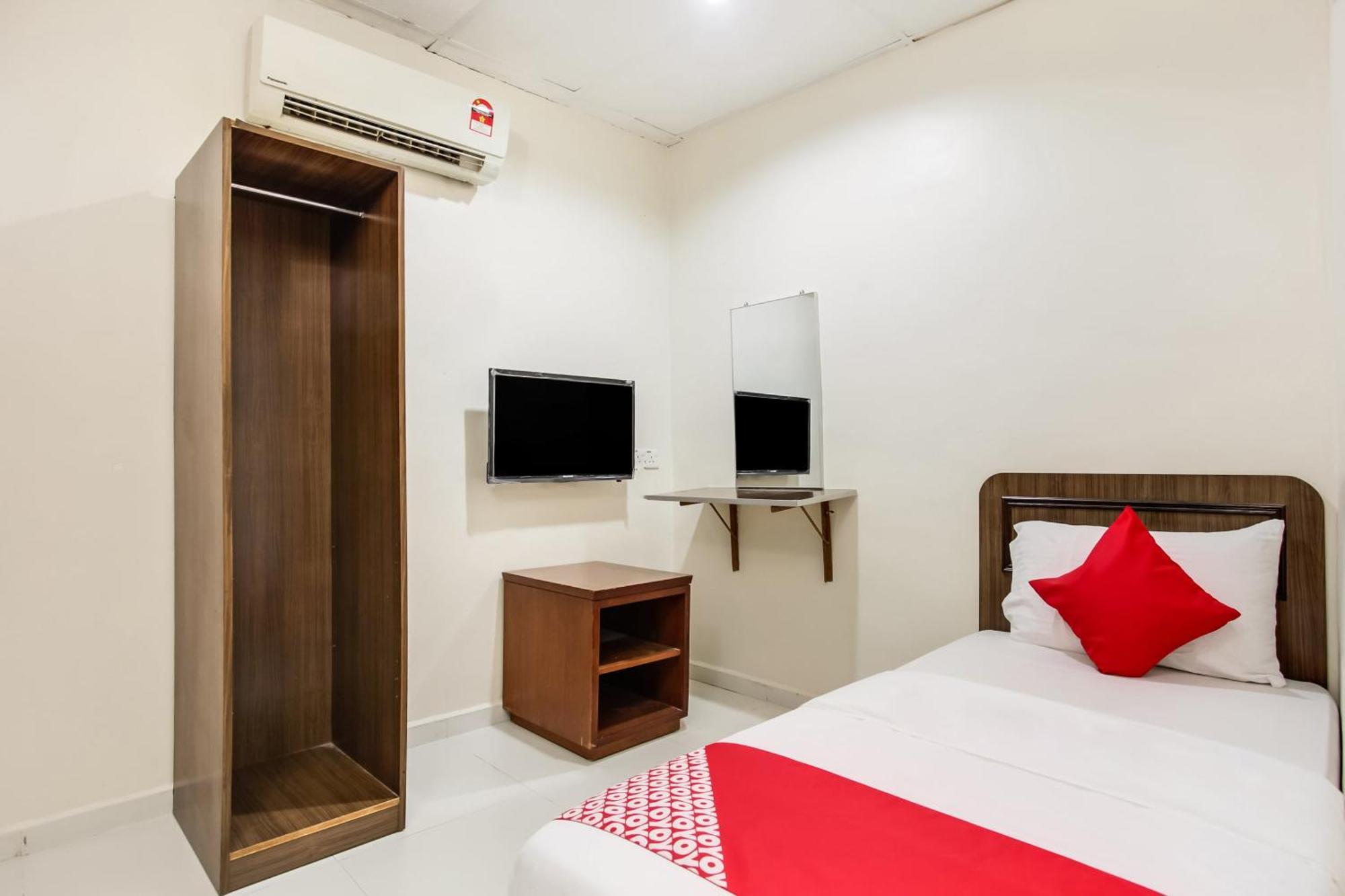 Super Oyo 89427 Kavanas Hotel טאיפינג מראה חיצוני תמונה